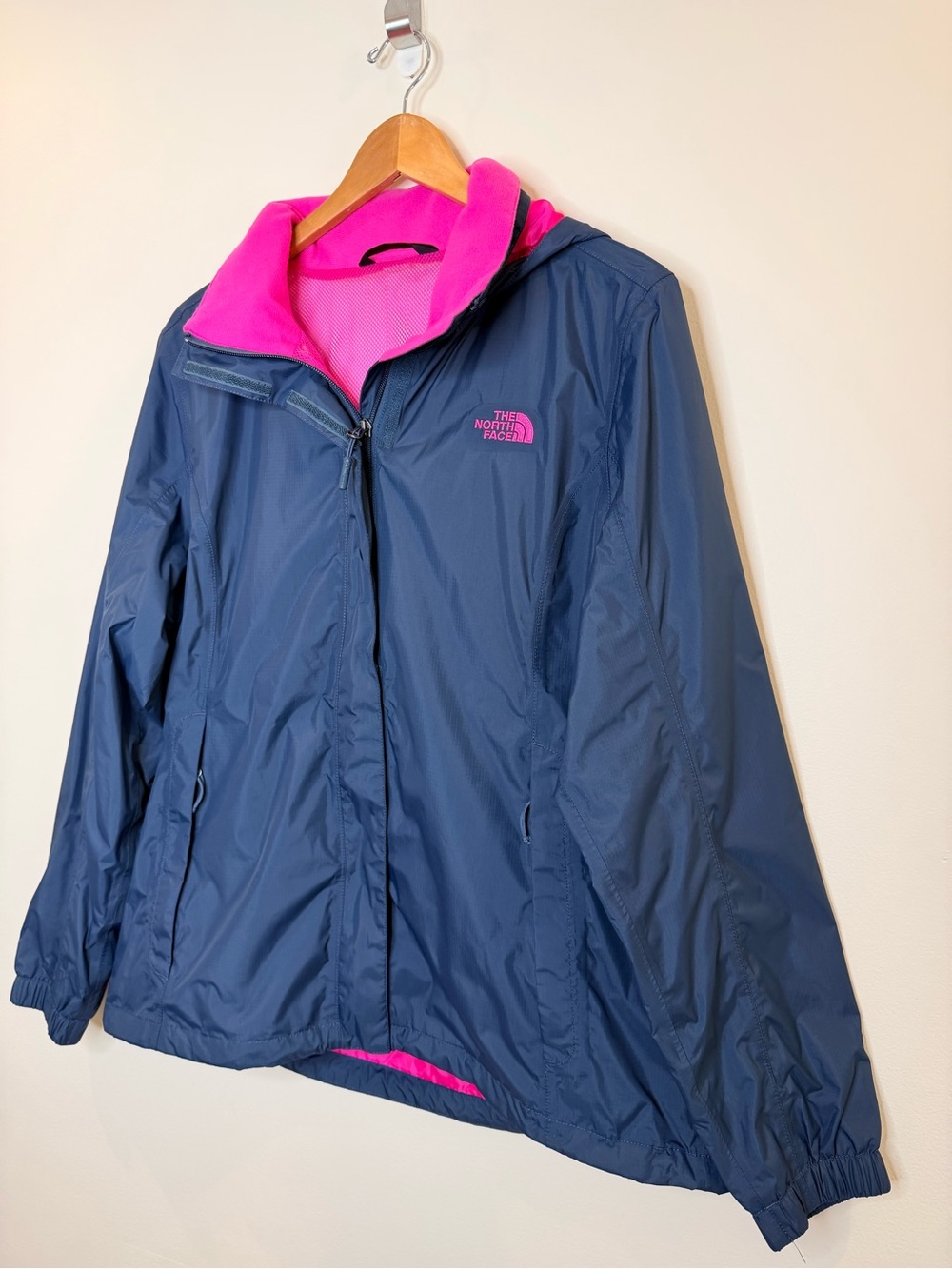 The North Face DryVent Jacket Womens XL Gray Pink Hooded Waterproof Windbreaker - Picture 4 of 7